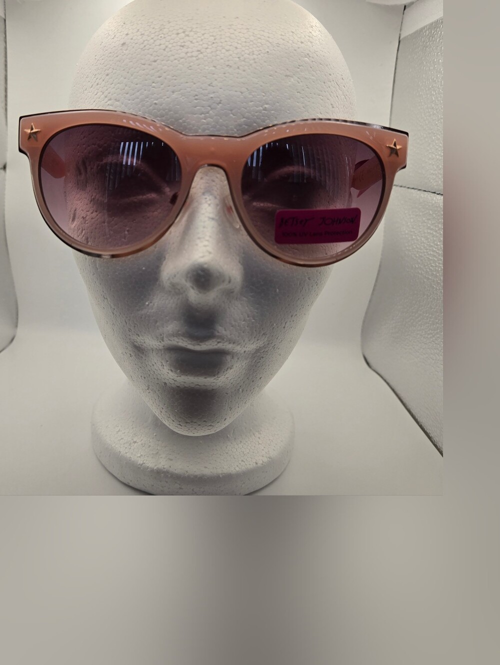 Betsey Johnson Cat-Eye Sunglasses Blush Pink Rose Gold Star Accent Summer Chic